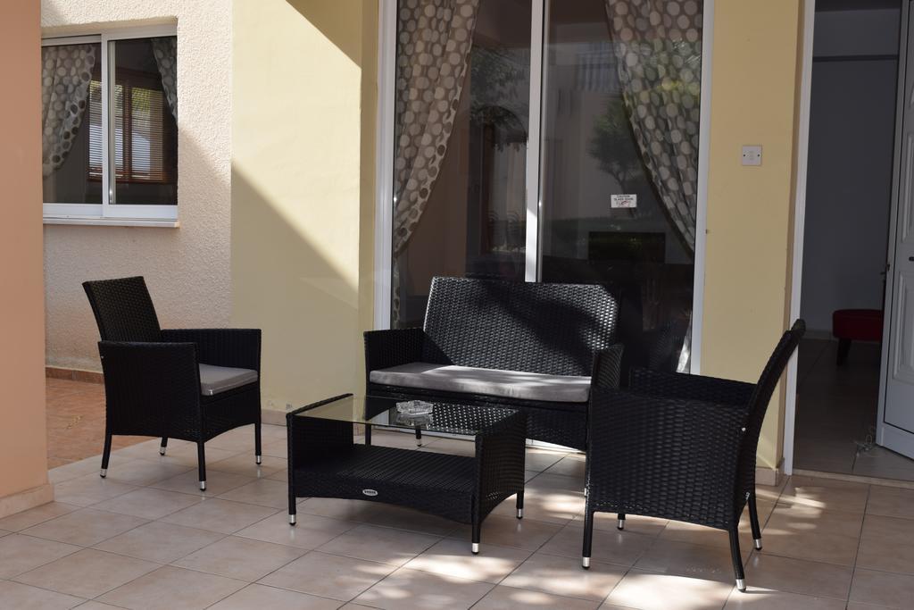 Diana Apartment Paphos Eksteriør bilde